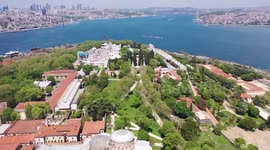 Türkiye's iconic palace updates Chinese porcelain exhibition after renovation
