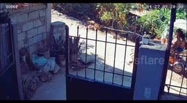 Manila resident rescues mother and child from terrifying e-bike mishap