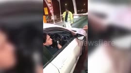 Pakistan: Woman attempts to run over at official after heated argument