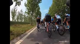 China: First-View Road Bike Mishap