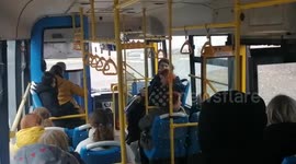 Knife-wielding woman refuses to pay bus fare, threatens police with knife in Sverdlovsk