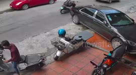 Luxury car owner receives instant karma for their bad parking