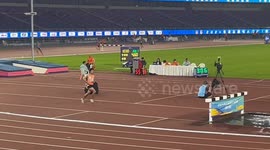 Resilient athlete: falling and rising in the water steeplechase
