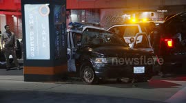 USA: Police K9 Unit Crashes During Pursuit Into Sign in Covina, LA
