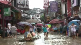 Heavy rainfall floods city in China