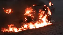 Electric bike bursts into flames in China