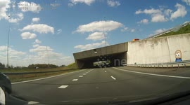 Dangerous move on highway