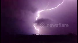 Insane lightning strike in slow motion