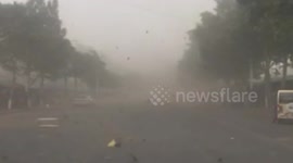 Strong wind storm hits city in southern China