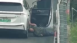 Patrol officers rescue driver suffering from stroke on highway