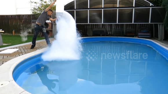 15kg of DRY ICE vs SWIMMING POOL