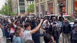 USA: Palestine supporters are arrested by NYPD police for blocking an NYPD van