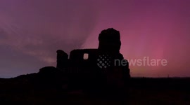 Incredible aurora shimmering over Kendal Castle is captured by 4K timelapse
