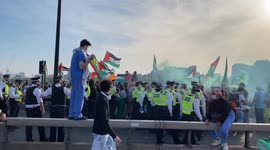 Palestine Protesters SHUT DOWN Waterloo Bridge - London 11/05/24