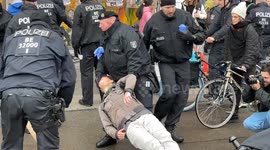 Germany: Climate Activists Block Major Bridge in Berlin