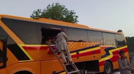 5 killed, 13 injured in road accident in Pakistan's Sindh