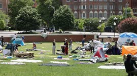 USA: Student tent encampment removed from Johns Hopkins University in Baltimore