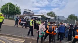 UK: ‘Stop Arming Israel’ Protesters And Police Clash Outside Thales Factory In Glasgow 3