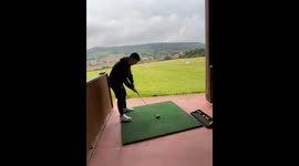 Beginner's Luck Turns to Curse as Golfer Snaps Club