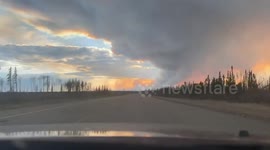 Wildfire ravages Fort McMurray: video captures intense smoke clouds ahead