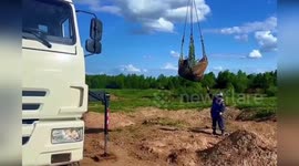 Ordnance experts detonate WWII bombs found in Russia