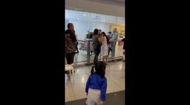 Little girl has adorable reaction to seeing her mum at airport