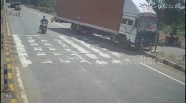 Cctv video : 8 Injured As Speeding Container Truck Rams Tata Ace At Nandipadu Bypass In Nalgonda