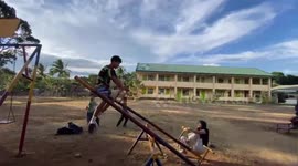 Youngsters have amusing playground seesaw fail