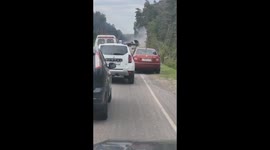 Russian military vehicle fires missiles whilst amongst cars on highway in Belgorod