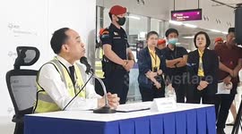 Brit named, airport staff hold press conference after Singapore Airlines turbulence death