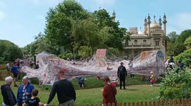 100 Miles of String Brighton