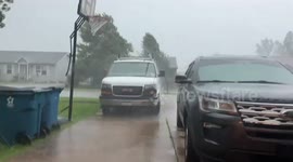 Intense rainstorm with powerful winds hits Shepherdsville, Kentucky