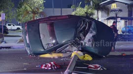 USA: Diver Crashes into Light Pole at High Speeds in Whittier, LA