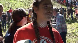US woman wins Coopers Hill Cheese Rolling Contest for second time