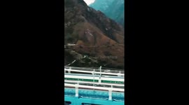 Breathtaking scenery along Lijiang-Shangri-la railway