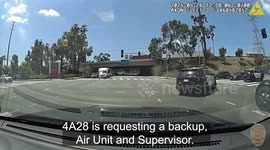 USA: Cyclist Sent Spinning as Police Officer Uses Car to Force Arrest in Los Angeles