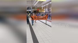 France: Citizens' Protest Inside Supermarket Highlights Grievances Against Retail Giants