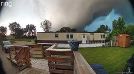 Dramatic footage: Newly formed tornado sweeps through Quad Cities area, captured on camera!