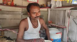 North India residents desperately try to stay cool as temperatures almost reach 50 degrees Celsius