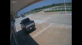 Pickup truck goes airborne in spectacular Seneca crash caught on camera