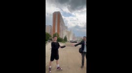 Fountain emerges in Moscow after pipe break