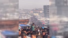 Palestine: Gazans Flee Rafah As Israelis Dig In