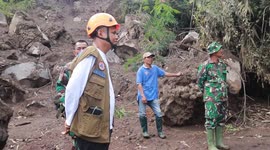 Teams clearing cold lava flows witness huge eruption at Indonesia's Mount Marapi