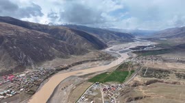 China: Jinsha River in Ganzi
