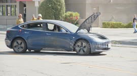 USA: Morning Tesla Car Fire in Lancaster, LA