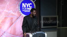 USA: Julius Randle visits the Empire State Building