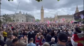 Parliament Square fills with far-right supporters for Tommy Robinson speech