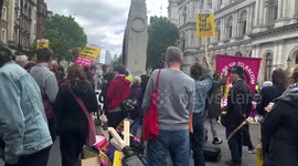 “Nazi scum off our streets!” Stand Up To Racism protest against Tommy Robinson