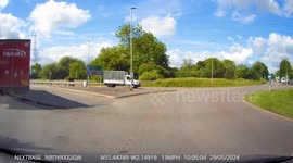Road rage near miss - van nearly crashes into car