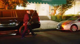 USA: Man Shot in Apartment Building Parking Structure in Encino, LA